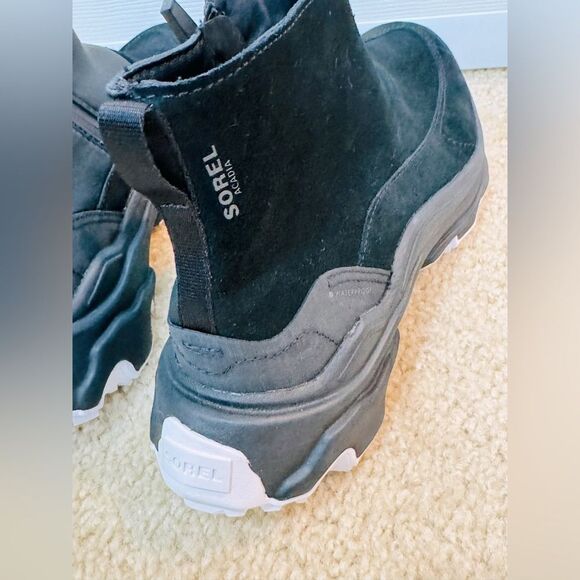 NWT SOREL Kinetic Breakthru Acadia Black Suede Bootie Women's Sz 7 - Picture 9 of 13